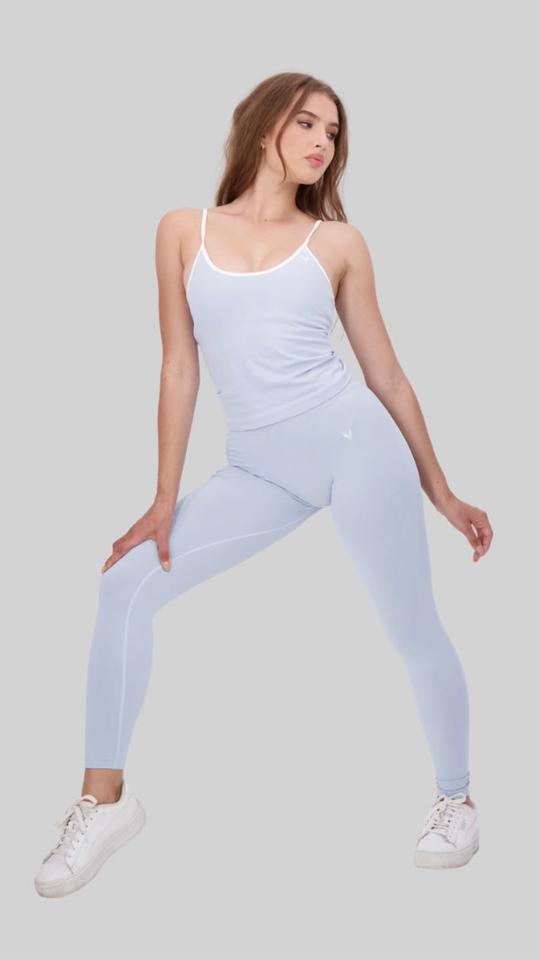 What Should a Woman Wear to the Gym? Complete Workout Outfit Guide